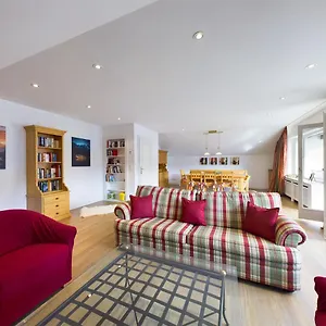  Apartment Wettersteinblick